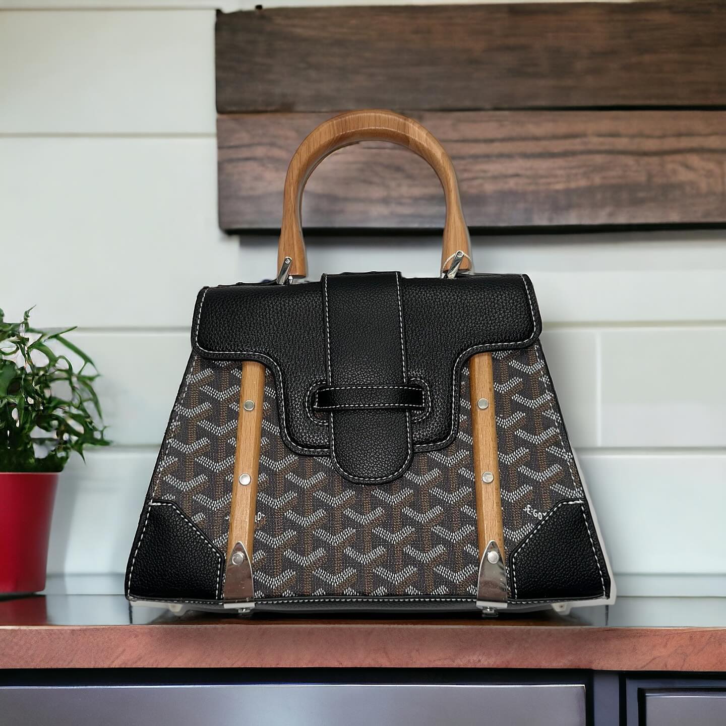 Brand Inspired Luxury Purses and Accessories 